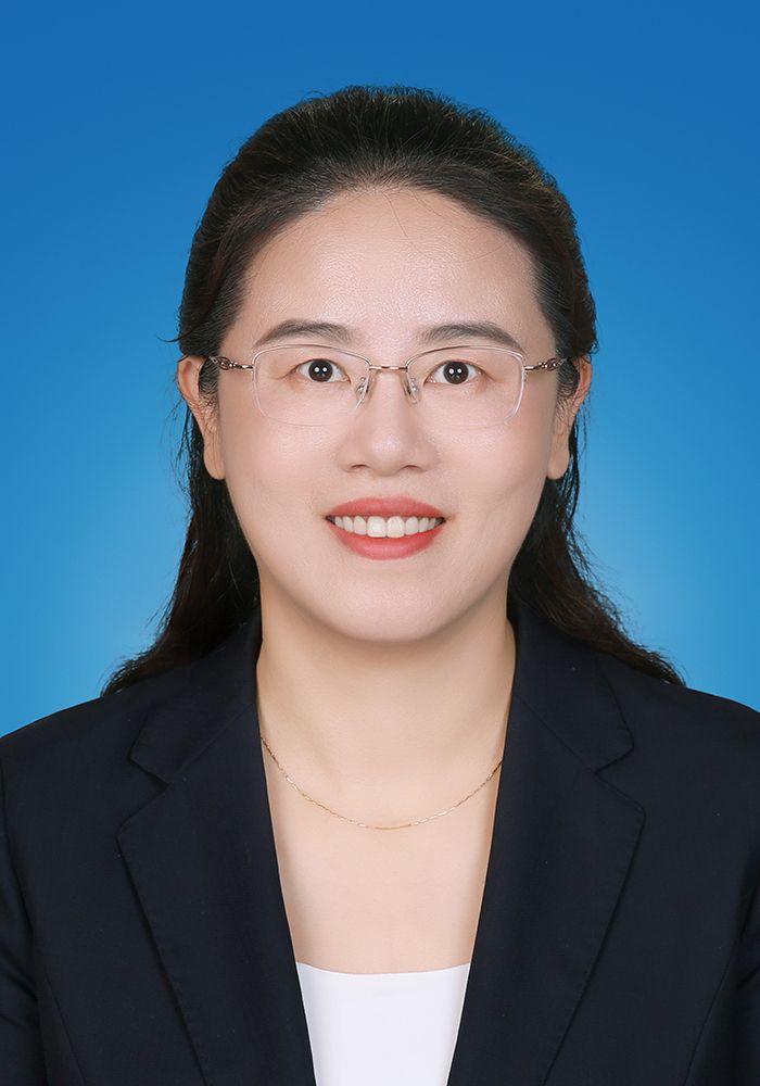 教学与科研先锋岗 赵洁