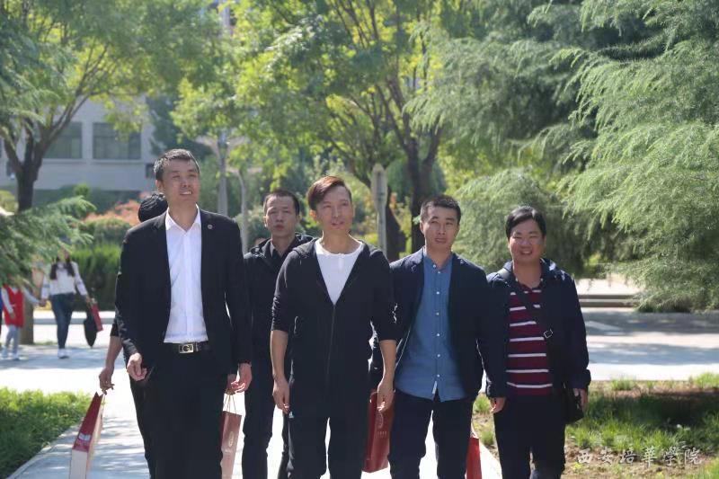 说明: https://www.91-shipin.net/__local/B/B3/D7/D5ADC2FC715115BA4BECAA7AE77_90C79FCE_12886.jpg?e=.jpg