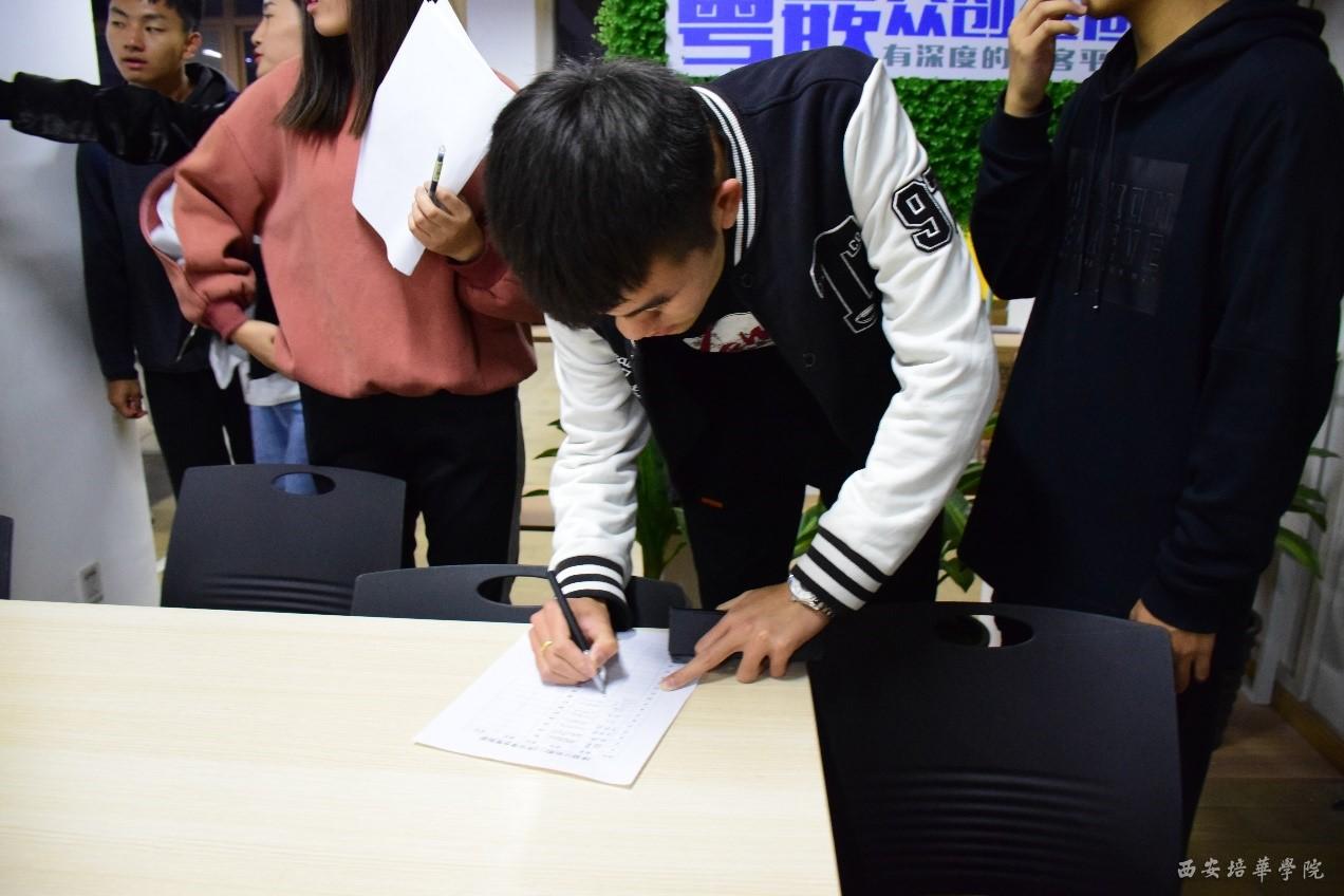 说明: https://www.91-shipin.net/__local/2/62/39/E83251BB7C49BE33FC57BD26E7E_65606953_17533.jpg?e=.jpg